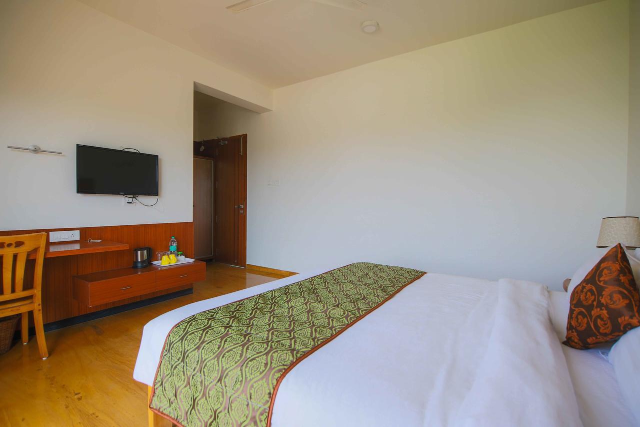 V Resorts Soma Vine Village Mahiravani Ngoại thất bức ảnh
